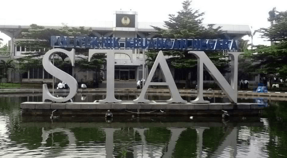 Gedung kampus PKN STAN yang megah dan menjadi idaman para calon mahasiswa